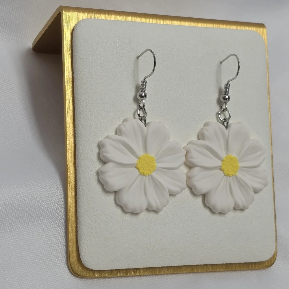 White & Yellow Daisy Polymer Clay Earrings